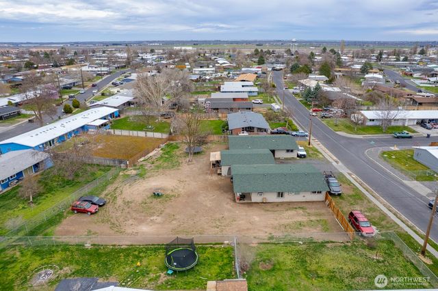 206 208 Beale Avenue, Moses Lake, WA 98837
