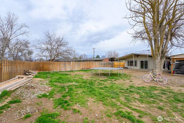 206 208 Beale Avenue, Moses Lake, WA 98837