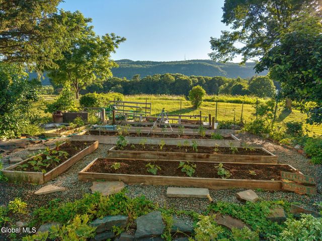 171 Picard Road, New Scotland, NY 12186