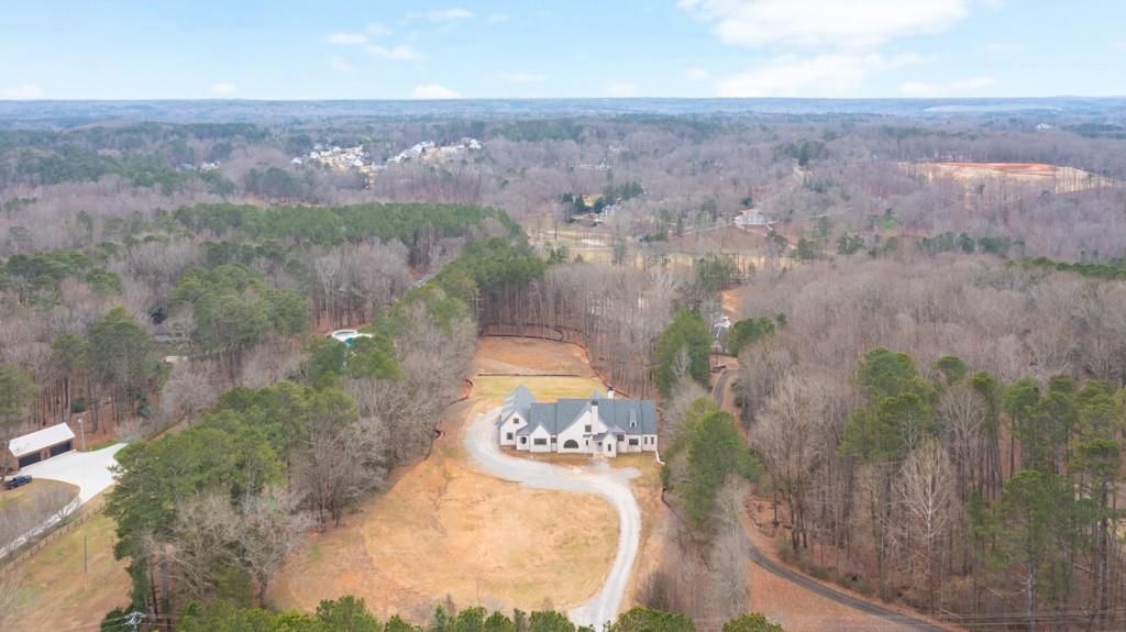 Image 2 of property listing at 615 Hickory Flat Road, Milton, GA 30004