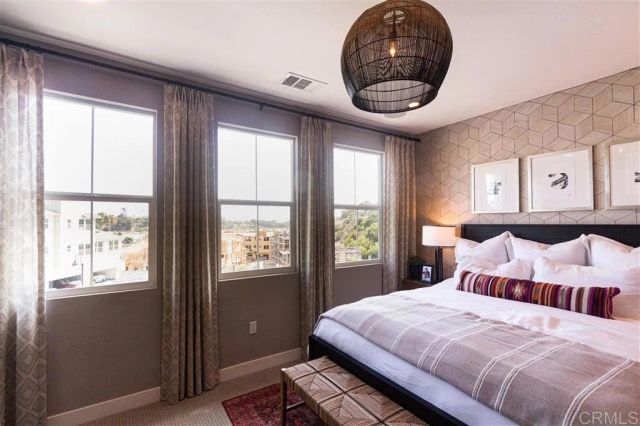 1109 Hibiscus Way, Oceanside, CA 92054