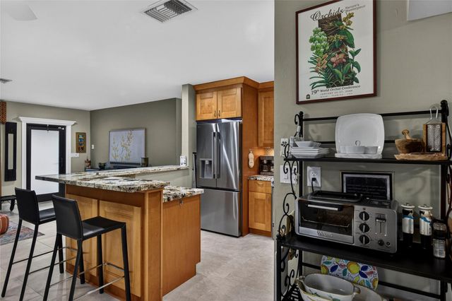 2213 NE 16th Ave, Wilton Manors, FL 33305