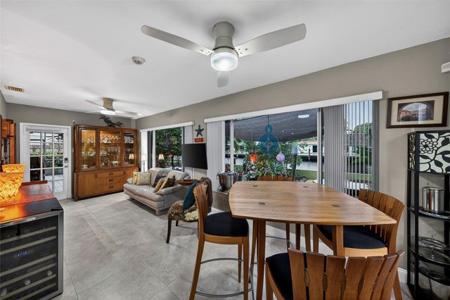 2213 NE 16th Ave, Wilton Manors, FL 33305