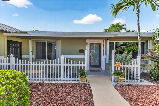 2213 NE 16th Ave, Wilton Manors, FL 33305