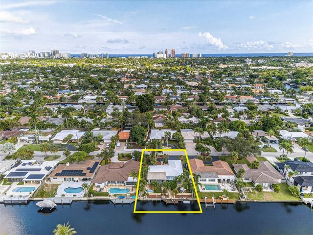 2213 NE 16th Ave, Wilton Manors, FL 33305