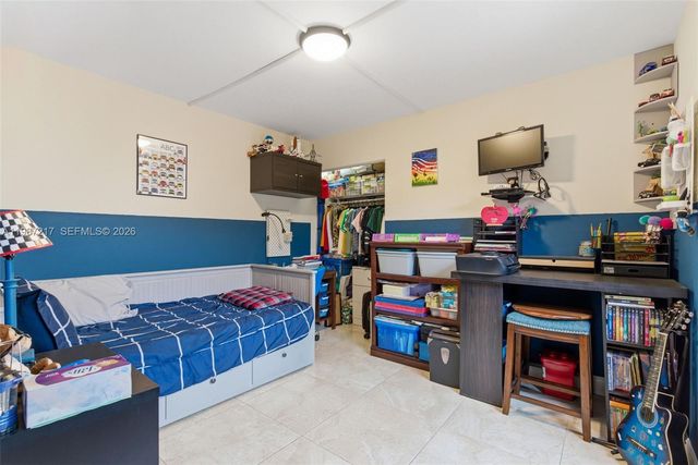 9746 NW 4th Ln 9746, Miami, FL 33172