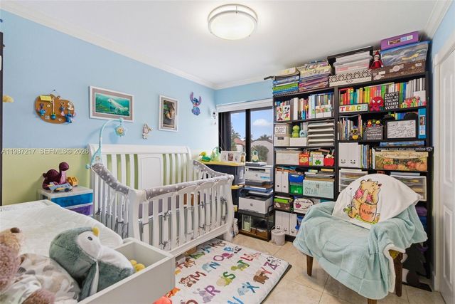 9746 NW 4th Ln 9746, Miami, FL 33172