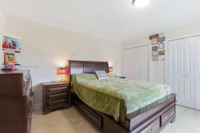 9746 NW 4th Ln 9746, Miami, FL 33172