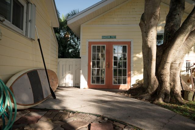 1906 S Ocean Drive, Fort Pierce, FL 34949