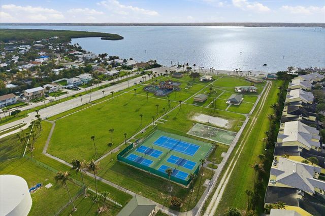 1906 S Ocean Drive, Fort Pierce, FL 34949