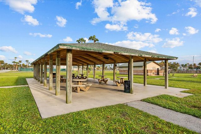 1906 S Ocean Drive, Fort Pierce, FL 34949