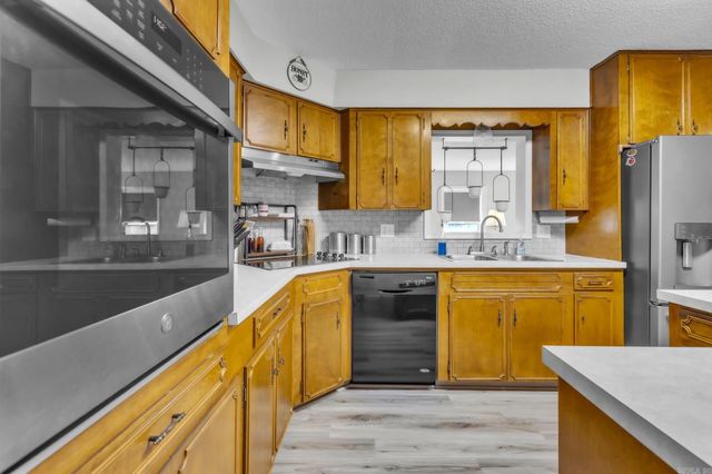 1821 Fuller Street, Mountain Home, AR 72653