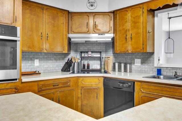 1821 Fuller Street, Mountain Home, AR 72653