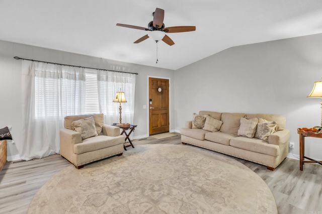 1821 Fuller Street, Mountain Home, AR 72653