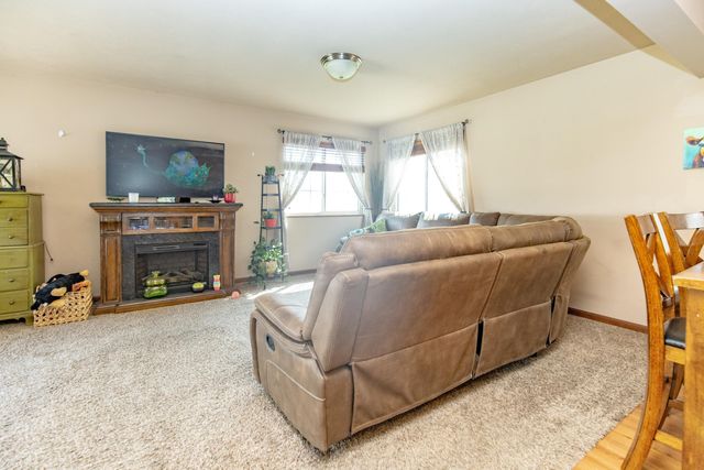 1370 Danvers Parkway, Valparaiso, IN 46385