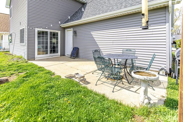 1370 Danvers Parkway, Valparaiso, IN 46385