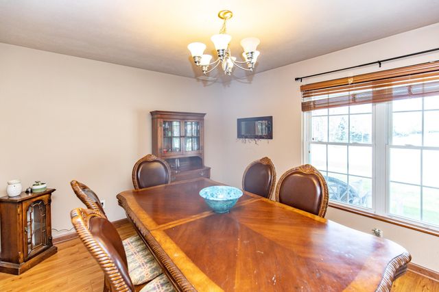 1370 Danvers Parkway, Valparaiso, IN 46385