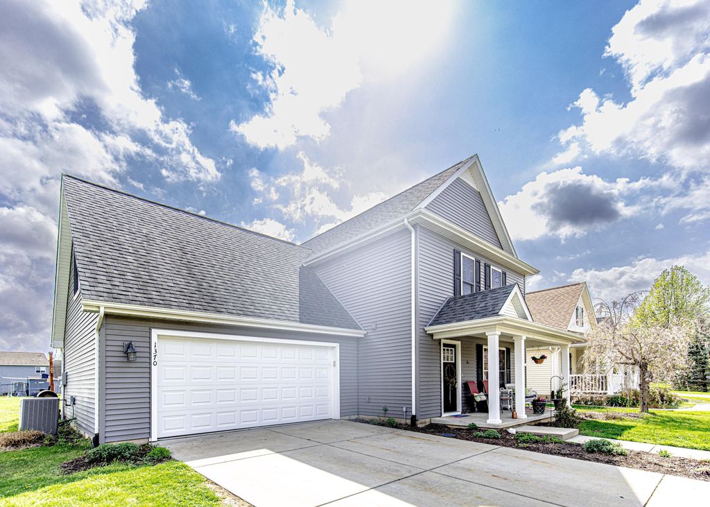 1370 Danvers Parkway, Valparaiso, IN 46385