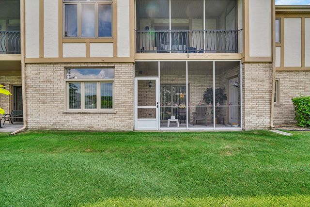 6430 Pine Cone Drive 1W, Tinley Park, IL 60477