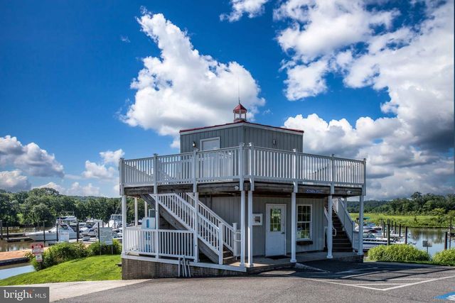 2167 HARPOON DR, Stafford, VA 22554