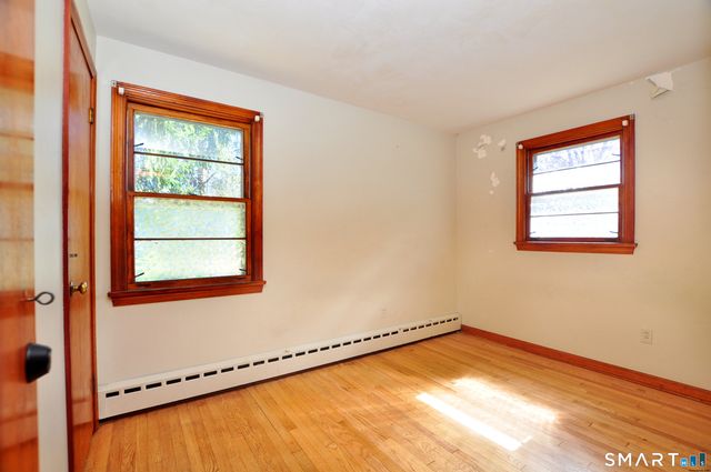 1782 Farmington Avenue, Farmington, CT 06085