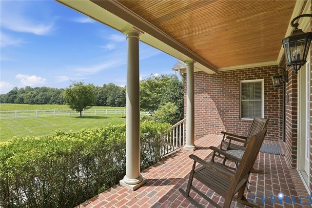 33229 Mt Gideon Rd, Hanover, VA 23069