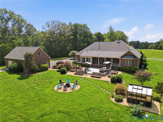 33229 Mt Gideon Rd, Hanover, VA 23069