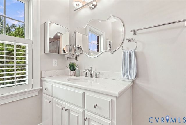 33229 Mt Gideon Rd, Hanover, VA 23069