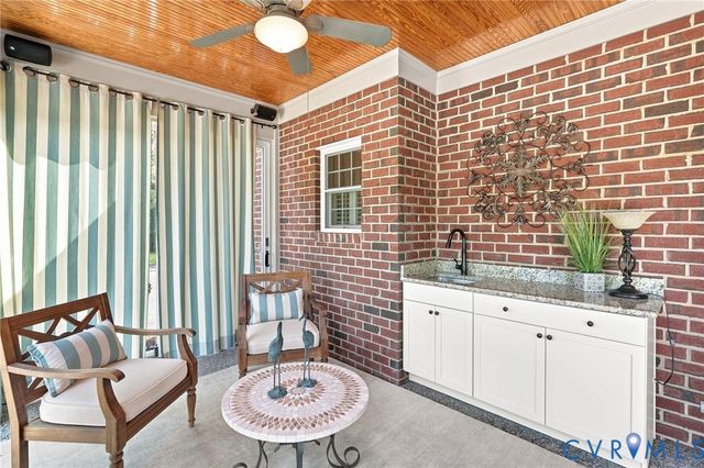 33229 Mt Gideon Rd, Hanover, VA 23069