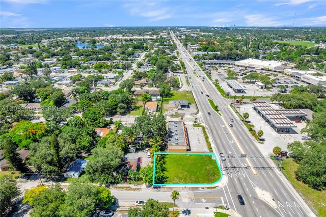 16910 NW 27th Ave, Miami Gardens, FL 33056