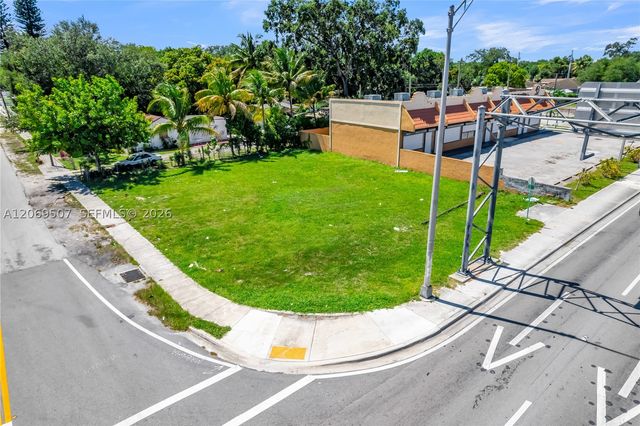16910 NW 27th Ave, Miami Gardens, FL 33056