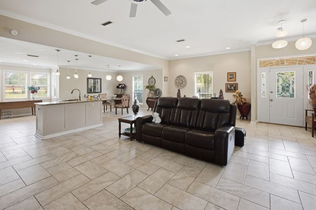 344 Hidden Springs Drive, Midland City, AL 36350