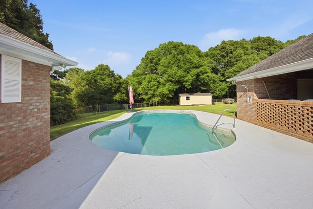 344 Hidden Springs Drive, Midland City, AL 36350