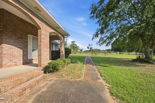 344 Hidden Springs Drive, Midland City, AL 36350