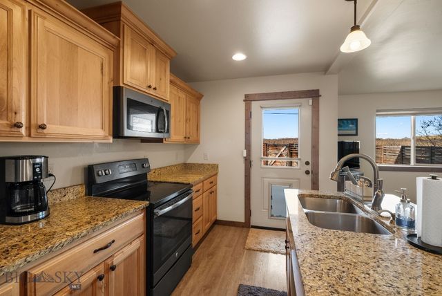 3355 Fen Way B, Bozeman, MT 59718