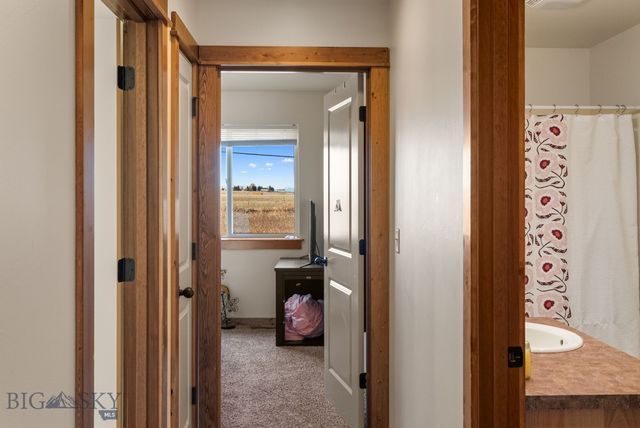 3355 Fen Way B, Bozeman, MT 59718