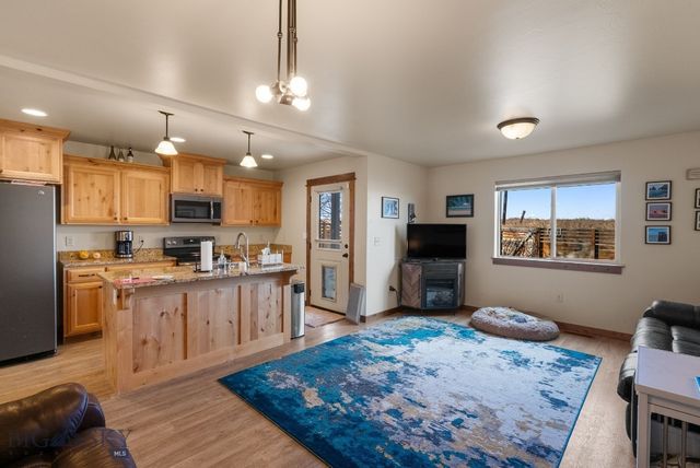 3355 Fen Way B, Bozeman, MT 59718