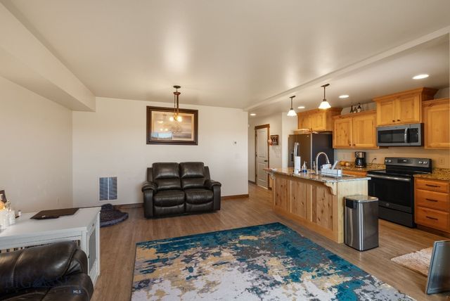 3355 Fen Way B, Bozeman, MT 59718