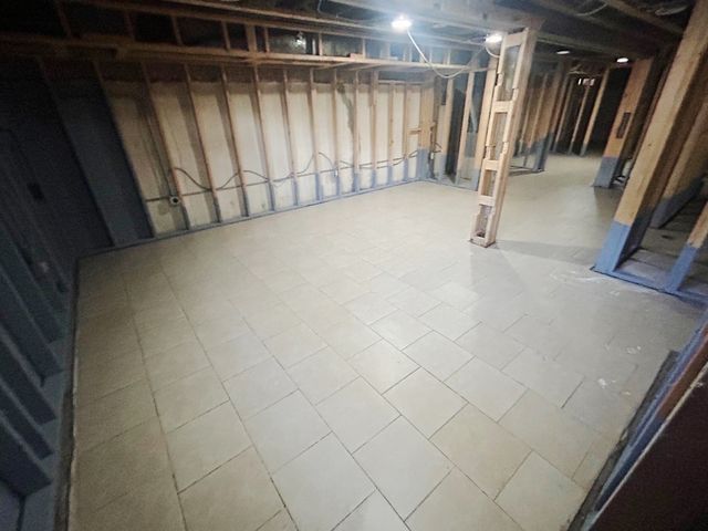 520 W 97th Street, Chicago, IL 60628