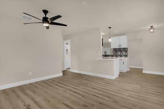 1568 ZINNIA DRIVE, Deltona, FL 32725