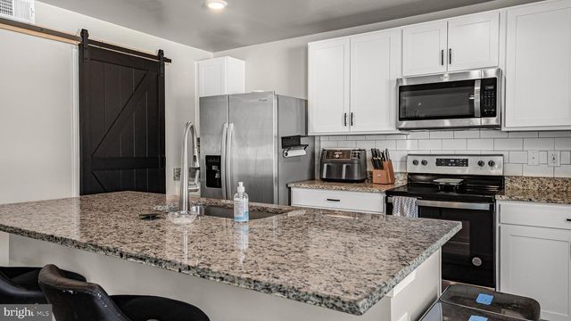 1030 MERRY ELM LN, La Plata, MD 20646
