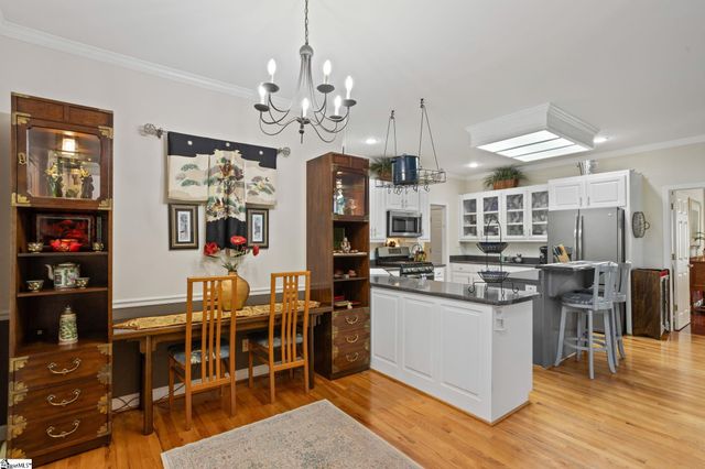 304 Farmwood Drive, Fountain Inn, SC 29644