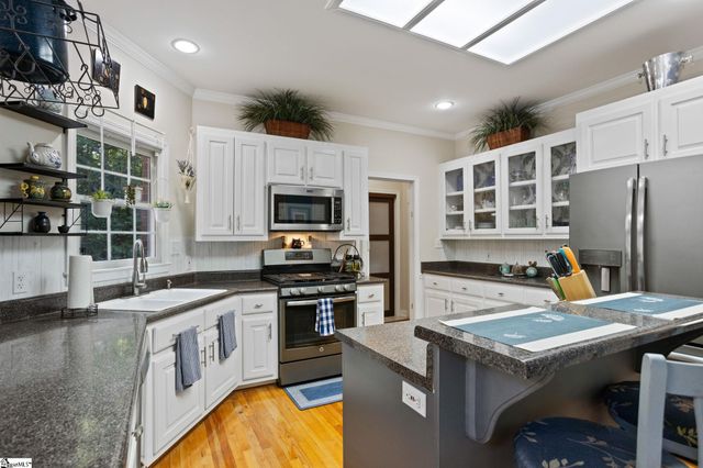 304 Farmwood Drive, Fountain Inn, SC 29644