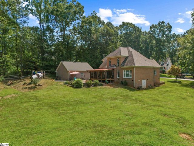 304 Farmwood Drive, Fountain Inn, SC 29644