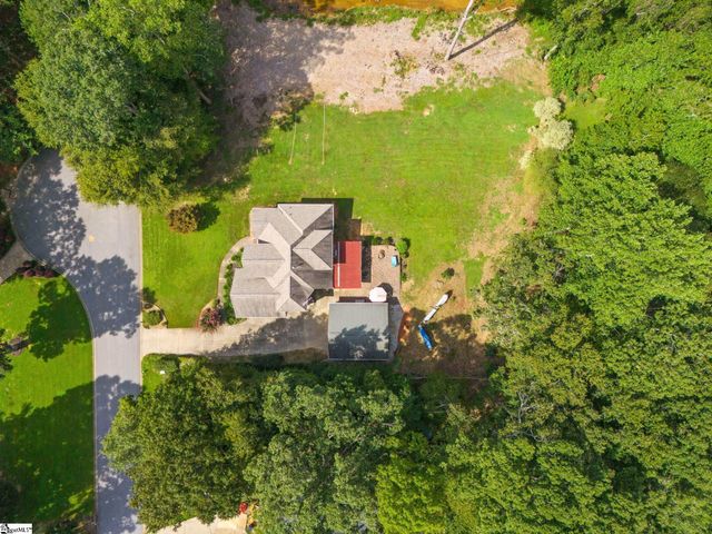 304 Farmwood Drive, Fountain Inn, SC 29644