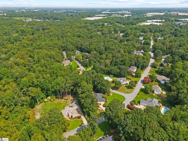 304 Farmwood Drive, Fountain Inn, SC 29644
