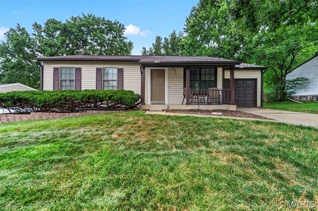 2305 Amarillo Drive, O'fallon, MO 63368