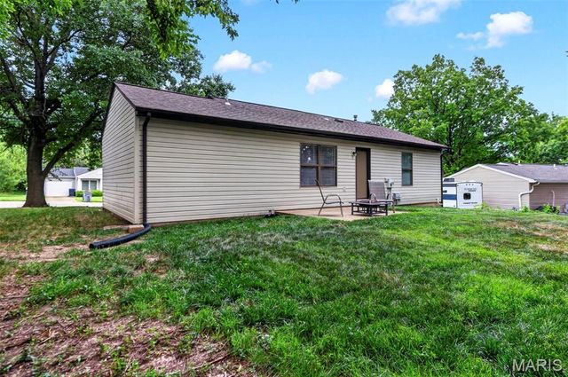 2305 Amarillo Drive, O'fallon, MO 63368