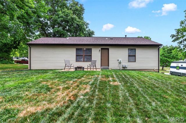 2305 Amarillo Drive, O'fallon, MO 63368