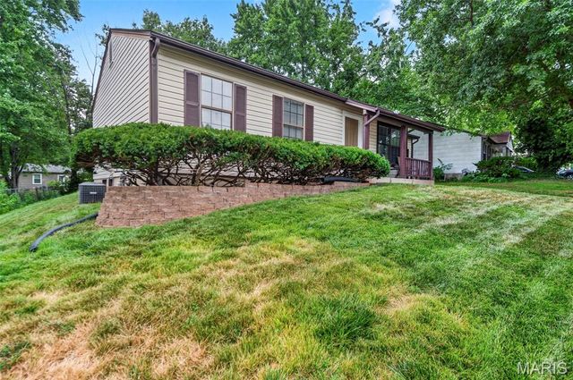 2305 Amarillo Drive, O'fallon, MO 63368